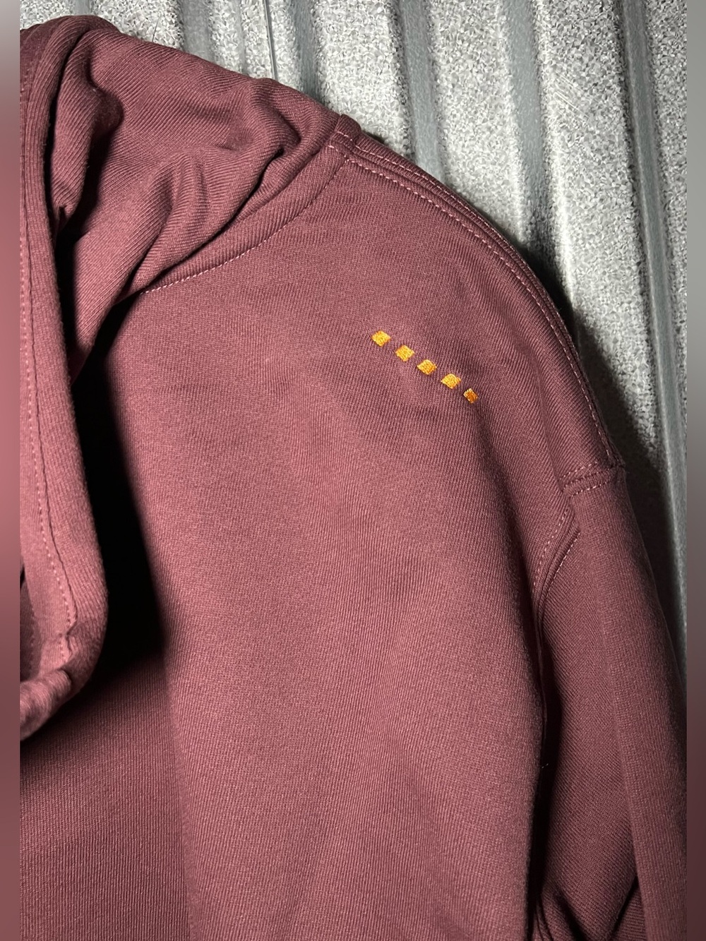 Ariat Rebar 1/4 zip Hoodie in Burgundy 3x NWT - Picture 3 of 5